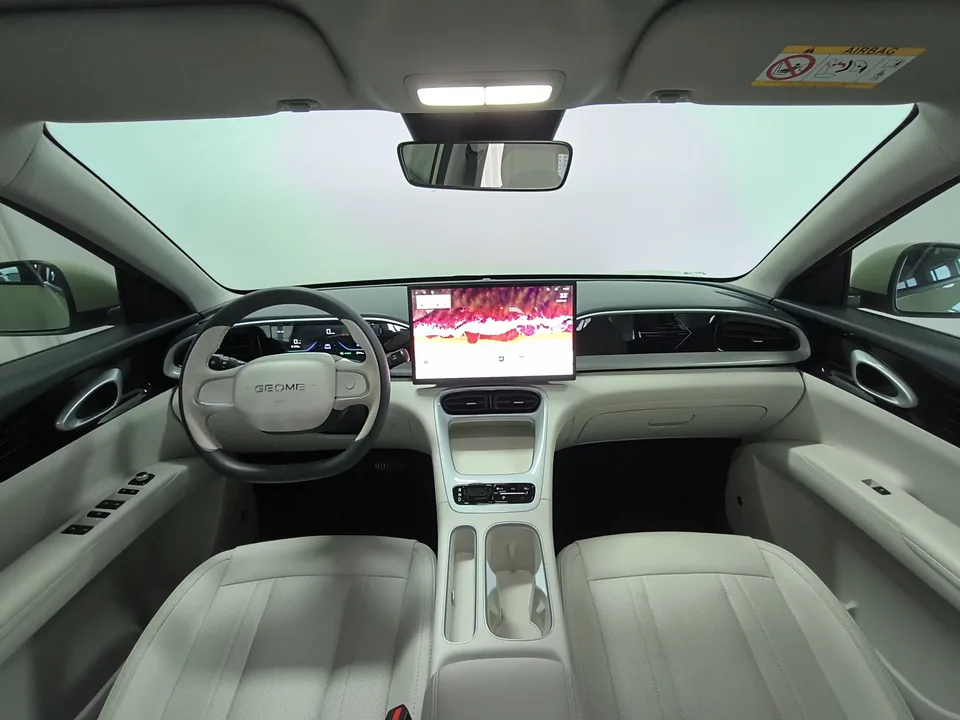 Geely Star Wish Star Wish 2026 410km Free Edition 2025 — thumbnail 4