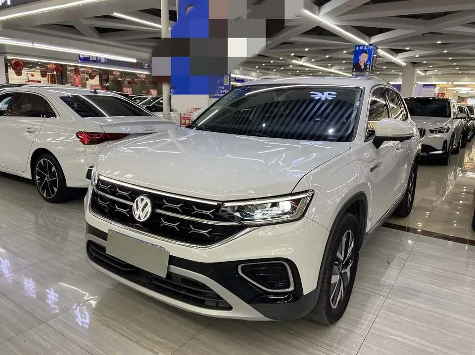 Volkswagen Tayron Tanyue 2023 280TSI 2WD Luxury Plus Advanced Edition 2022 — photo 1, buy with delivery to Moscow