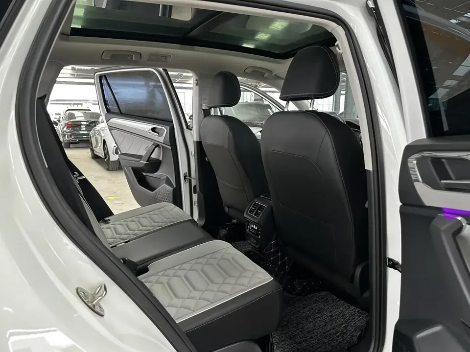 Volkswagen Tayron Tanyue 2023 280TSI 2WD Luxury Plus Advanced Edition 2022 — thumbnail 5