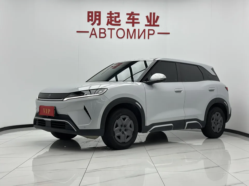 BYD Yuan Up Yuan UP 2025 301KM Pilot 2025 — photo 1, buy with delivery to Moscow