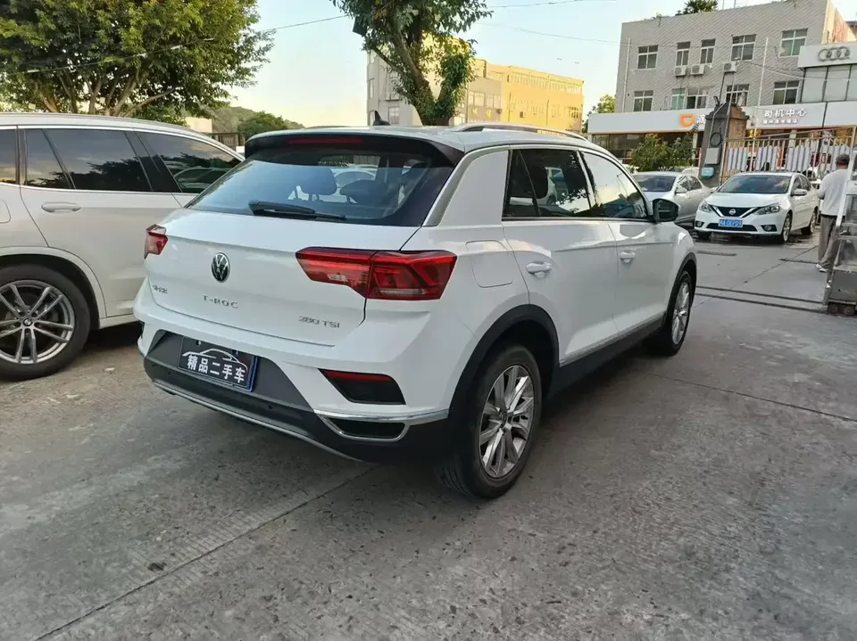 Volkswagen T-Roc TANG 2022 280TSI DSG 2WD Elite PLUS 2023 — thumbnail 4