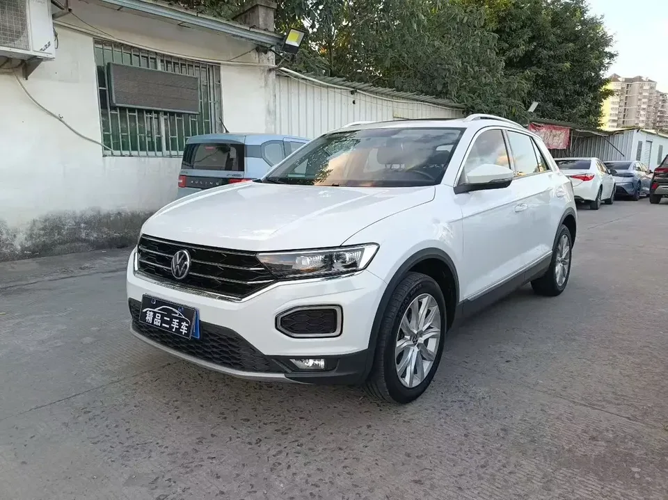 Volkswagen T-Roc TANG 2022 280TSI DSG 2WD Elite PLUS 2023 — photo 1, buy with delivery to Moscow