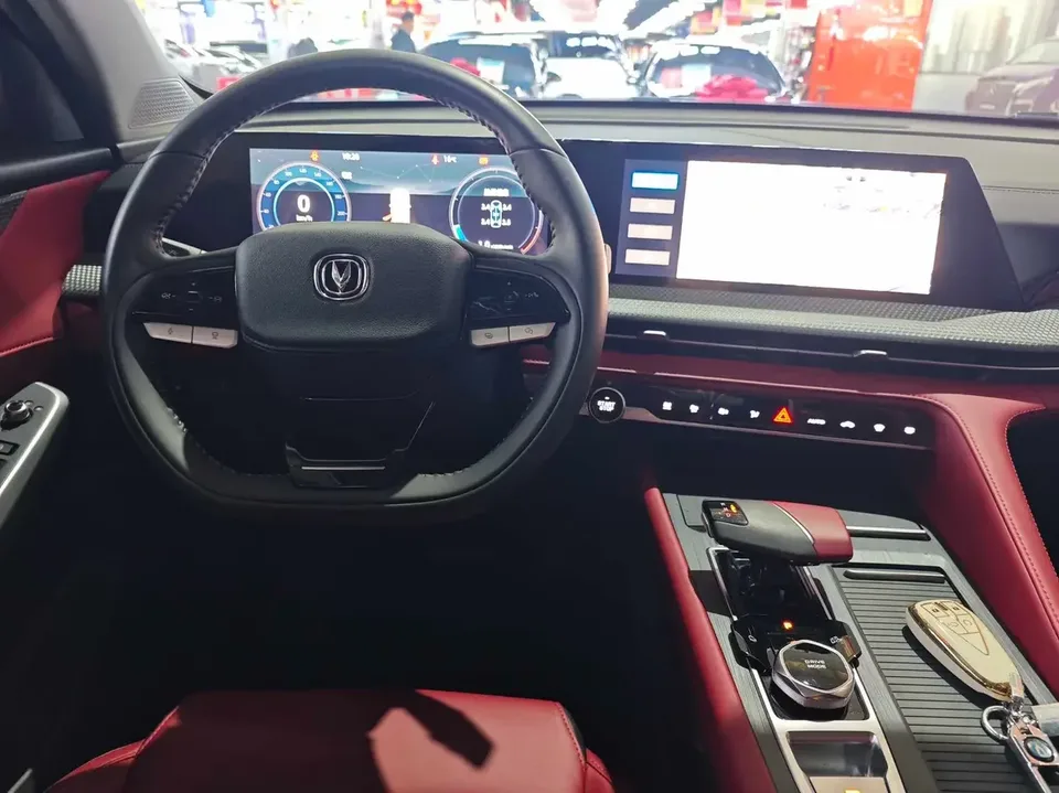 Changan CS75PLUS Changan CS75 PLUS 2022 Second generation 1.5T automatic premium model 2022 — thumbnail 3