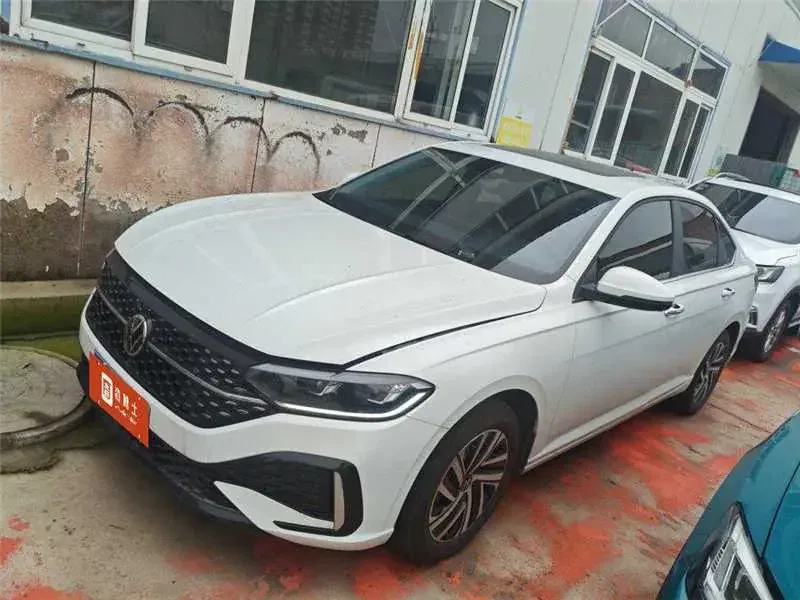 Volkswagen Lavida Lavida 2026 1.5L Automatic Starry Sky 5 Million Edition 2026 — photo 1, buy with delivery to Moscow