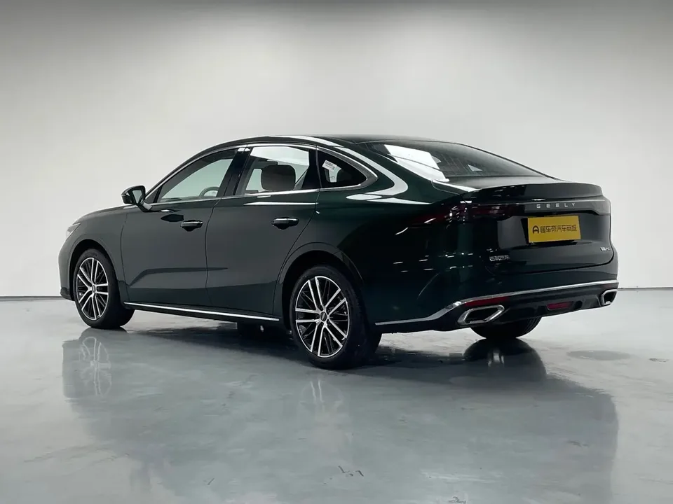 Geely Emgrand emgrand 2026 5th Generation 1.5T DCT Flagship Model 2025 — thumbnail 2