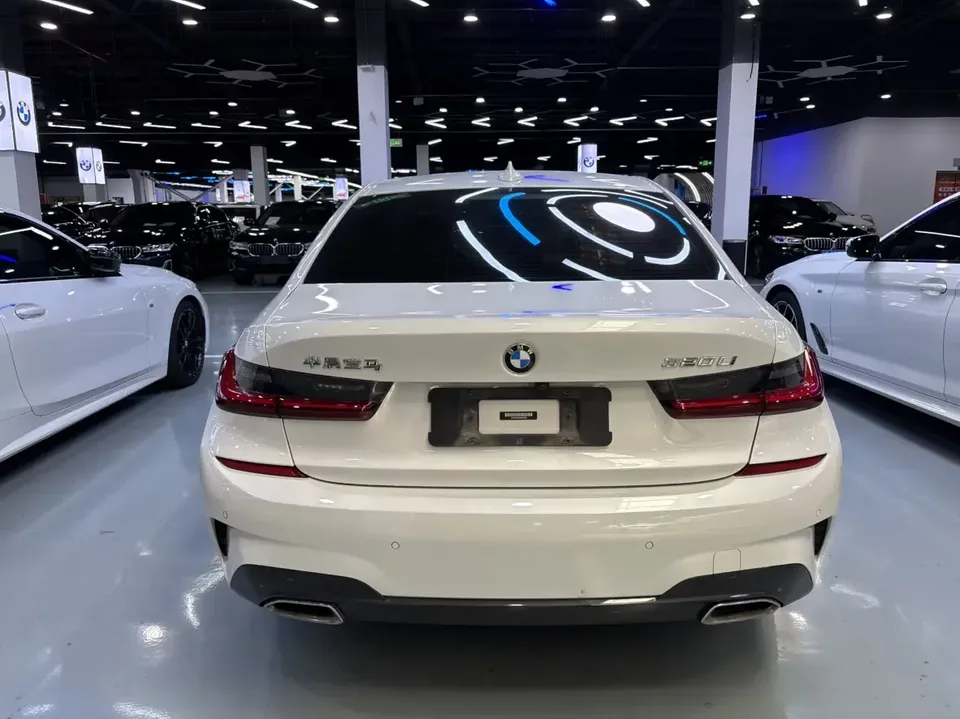BMW 3 Series BMW 3 Series 2022 320Li M Sport Package 2022 — thumbnail 2