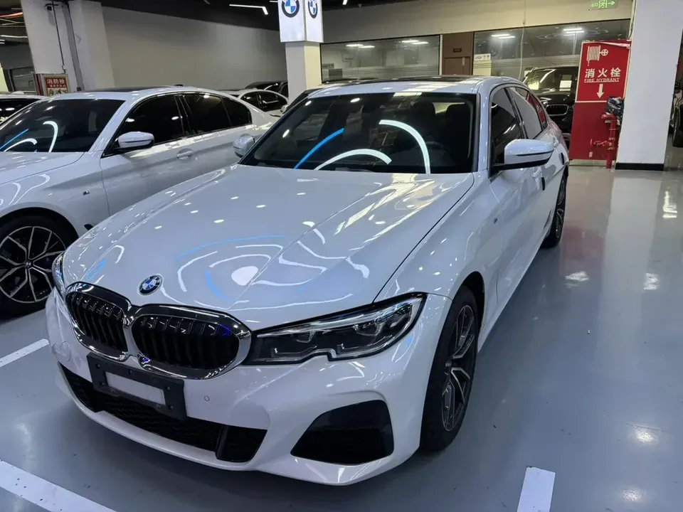 BMW 3 Series BMW 3 Series 2022 320Li M Sport Package 2022 — photo 1, buy with delivery to Moscow