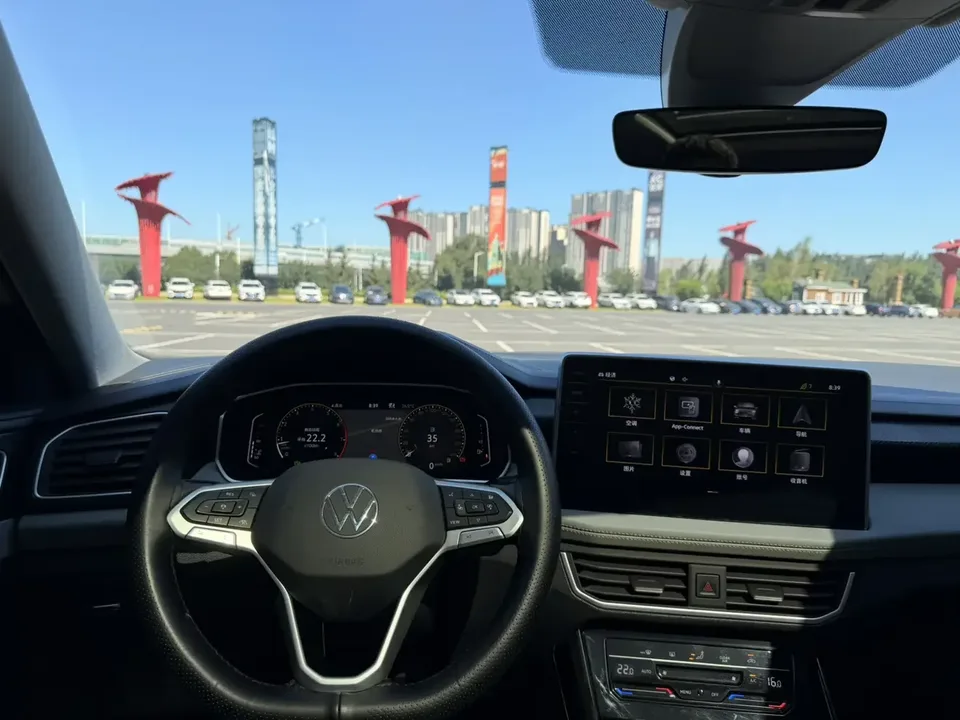 Volkswagen Tayron Tanyue 2023 280TSI 2WD Luxury Plus Advanced Edition 2023 — thumbnail 4