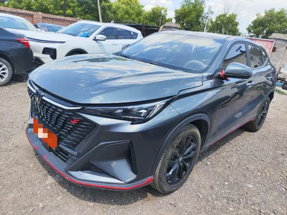 Changan X5 Plus Changan X5 PLUS 2025 1.5T DCT Beyond Edition 2025 — photo 1, buy with delivery to Moscow