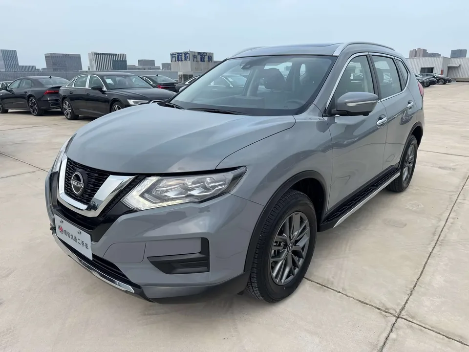Nissan X-Trail Qijun 2025 Honor 2.0L 2WD Leading Edition 2025 — фото 1, купить с доставкой в Москву