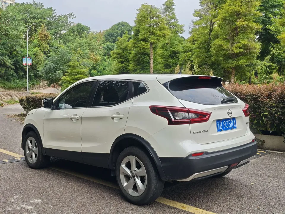 Nissan Qashqai Qashqai 2023 Classic 2.0L Comfort Edition 2024 — thumbnail 4