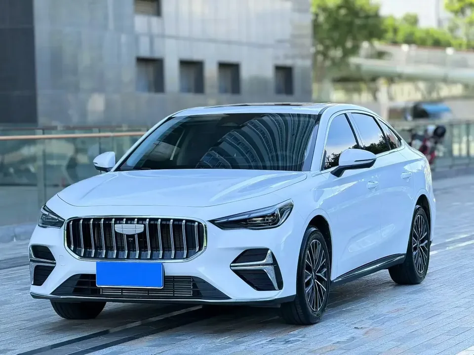 Geely Emgrand emgrand 2026 5th Generation 1.5T DCT Premium 2025 — фото 1, купить с доставкой в Москву