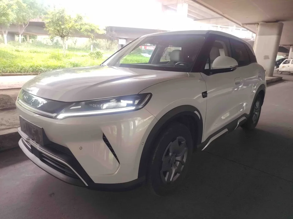 BYD Yuan Up Yuan UP 2025 Smart Driving Edition 401KM Vitality Edition 2025 — фото 1, купить с доставкой в Москву