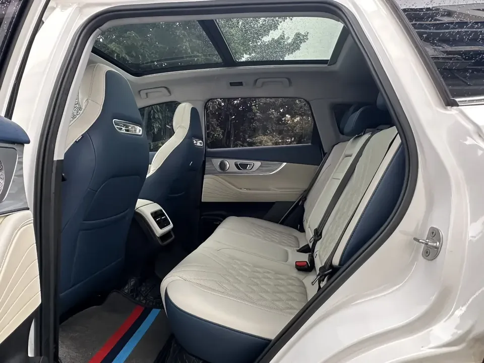 Chery Tiggo 7 PLUS PHEV Tiggo 7 PLUS PHEV 2023 1.5T DHT Smart Edition 2023 — миниатюра 3