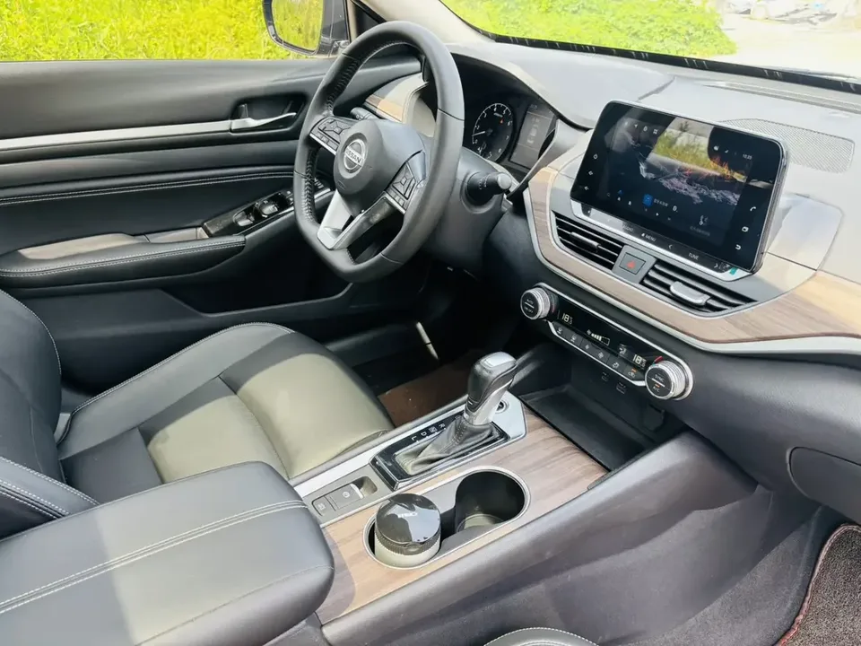 Nissan Altima Sound of nature 2021 2.0L XL Comfort Edition 2022 — thumbnail 3