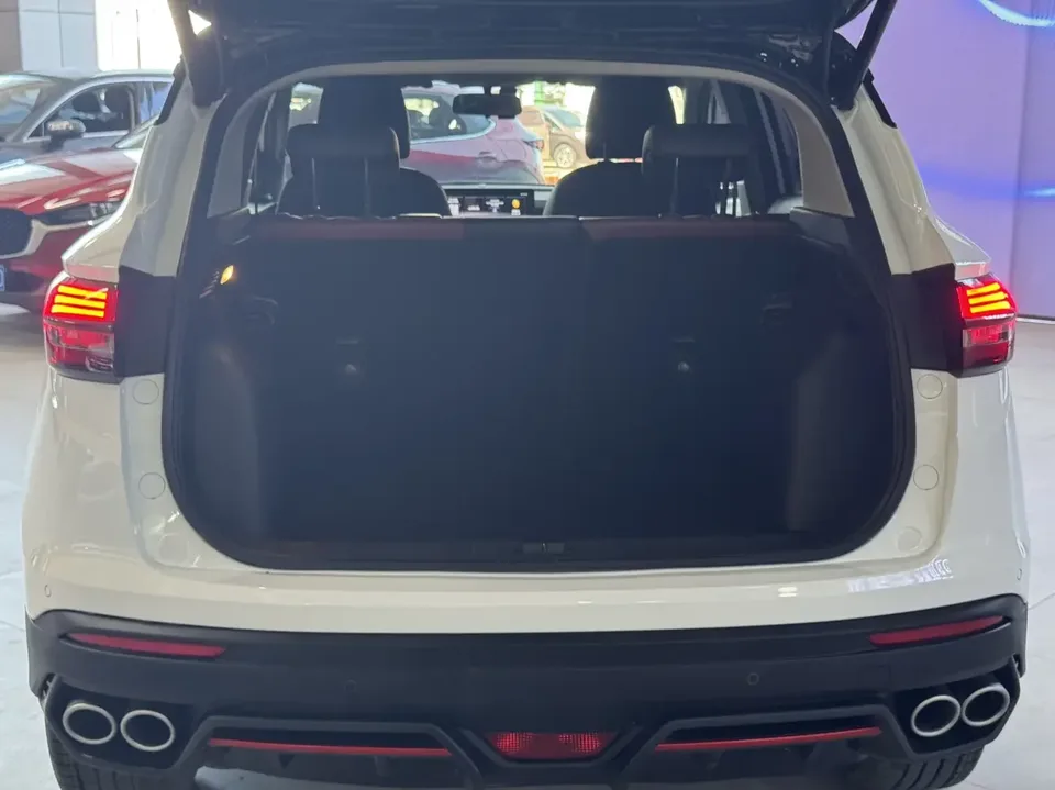 Geely Coolray SX11 Binyue 2021 240T DCT Diamond Edition 2022 — thumbnail 5