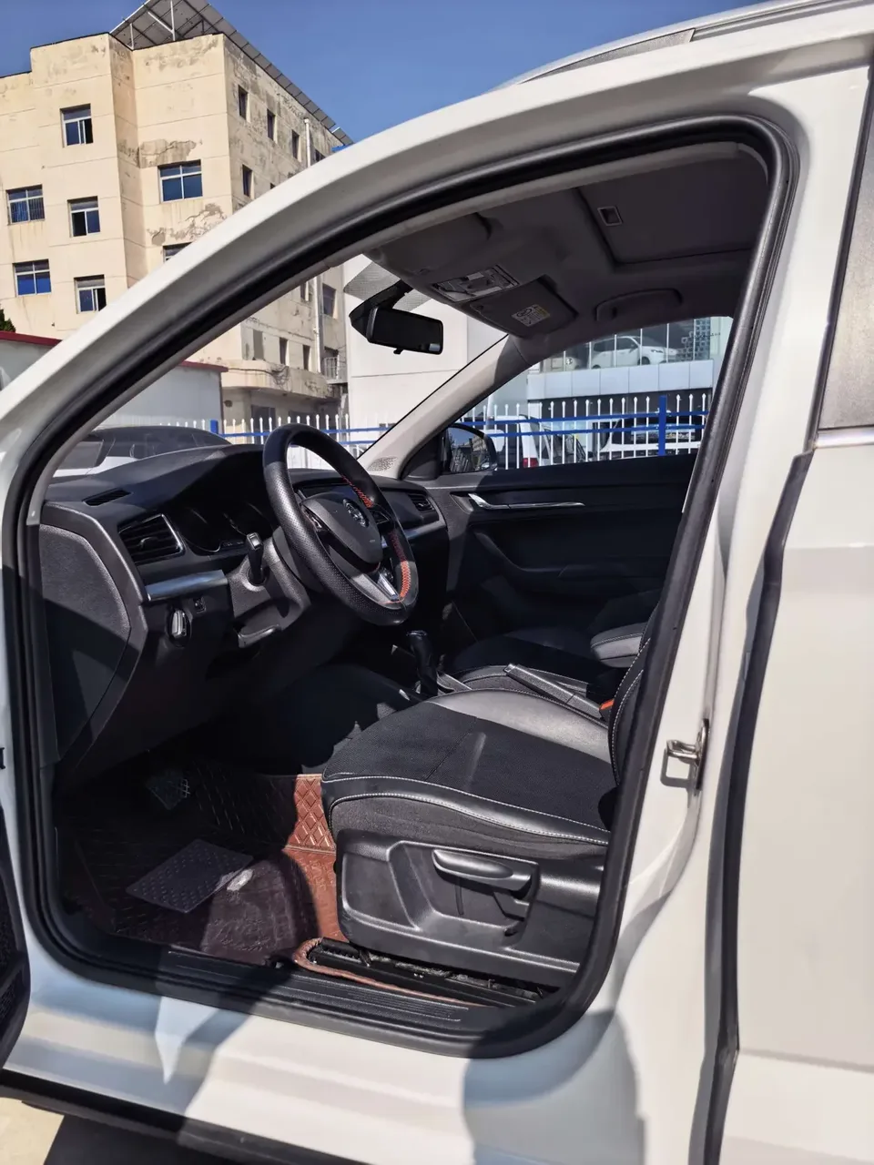 Skoda Comek Comek 2022 1.5L Automatic Comfort Edition 2022 — миниатюра 5