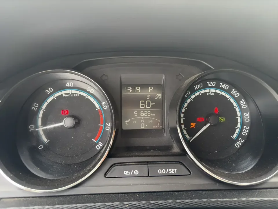 Skoda Comek Comek 2022 1.5L Automatic Comfort Edition 2022 — thumbnail 5