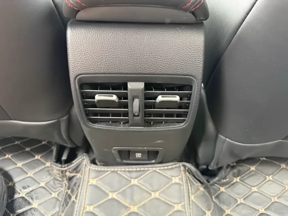 Toyota Levin Lei Ling 2021 185T CVT Deluxe Edition 2022 — thumbnail 3