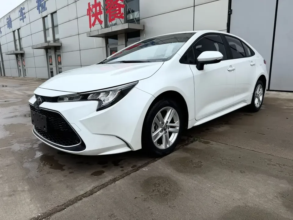 Toyota Levin Lei Ling 2021 185T CVT Deluxe Edition 2022 — photo 1, buy with delivery to Moscow