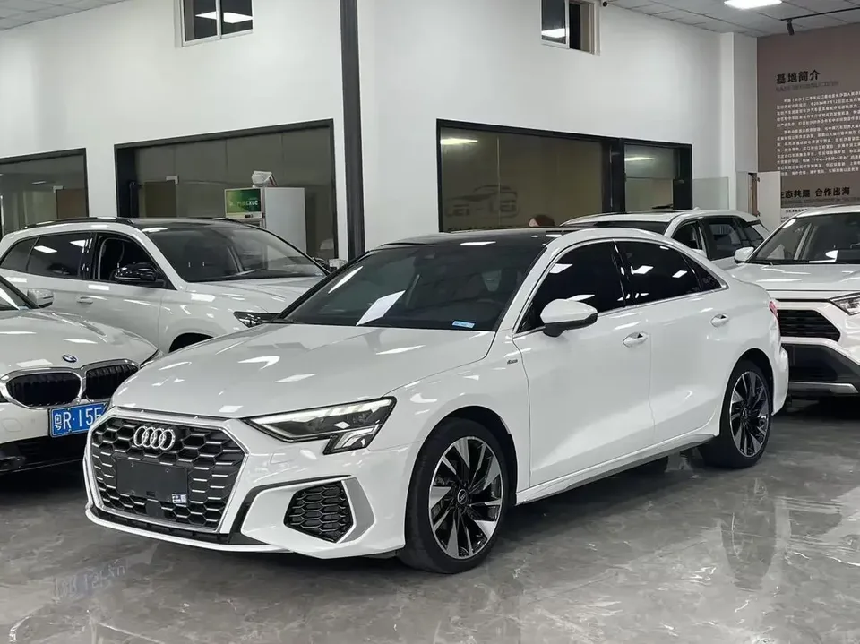 Audi A3 Audi A3 2023 A3L Limousine 35 TFSI facelift: stylish and sporty 2022 — photo 1, buy with delivery to Moscow