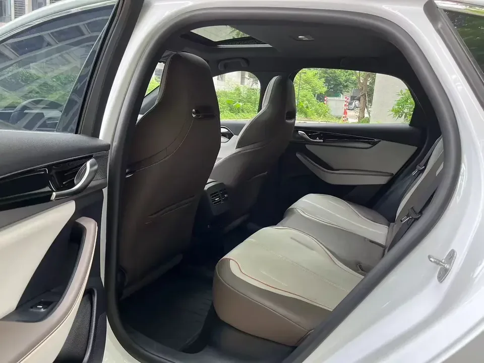 BYD Qin PLUS DM Qin PLUS DM 2023 DM-i Champion Edition 120KM Leading Type 2024 — thumbnail 3