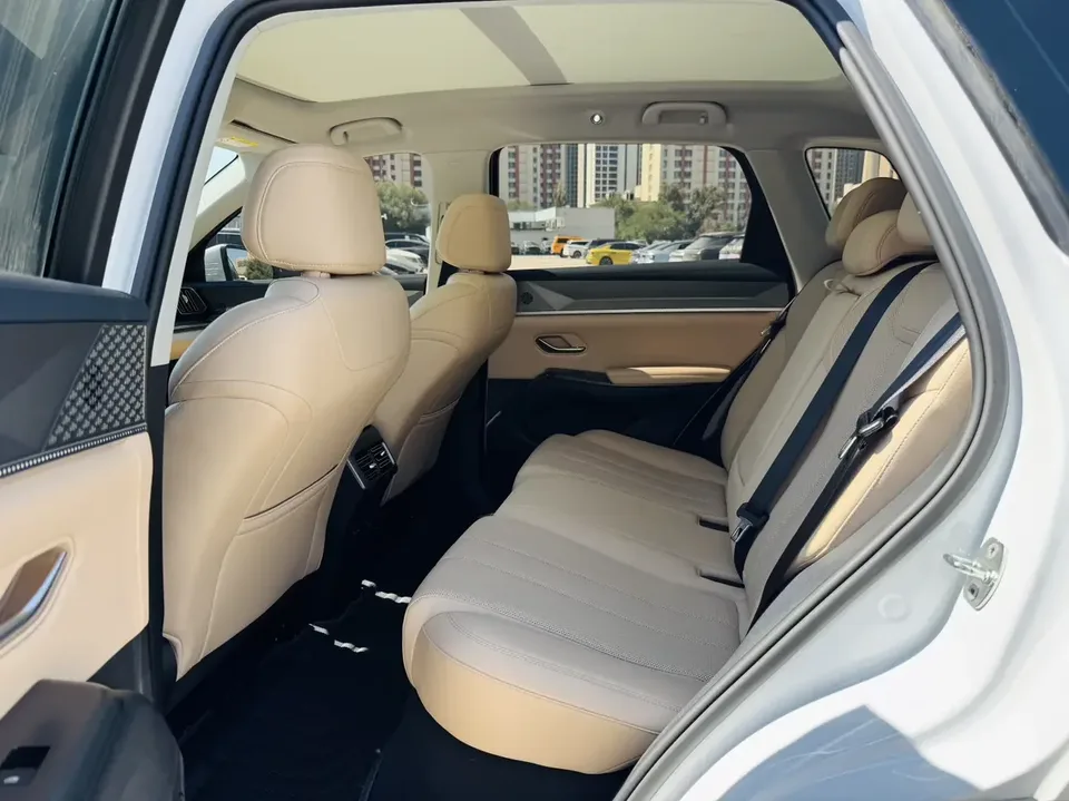 BYD Song Pro DM Song Pro DM 2025 Second generation DM-i 75KM Beyond 2025 — thumbnail 3
