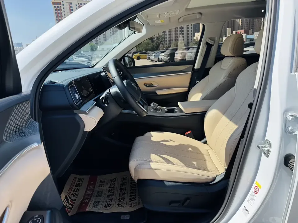 BYD Song Pro DM Song Pro DM 2025 Second generation DM-i 75KM Beyond 2025 — thumbnail 5
