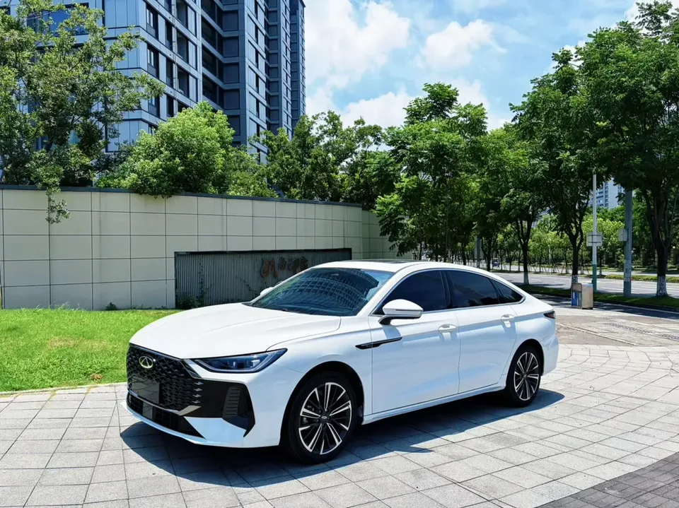 Chery Arrizo 8 PRO Arrizo 8 PRO 2025 1.6T DCT Comfort Model 2025 — photo 1, buy with delivery to Moscow