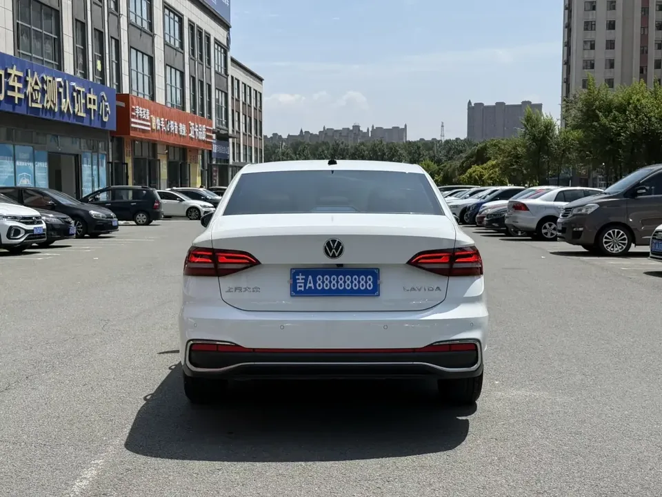 Volkswagen Lavida Lavida 2023 Modified 1.5L Automatic 5 million version 2022 — thumbnail 2