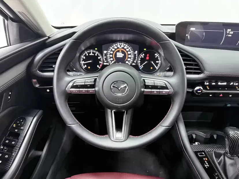 Mazda Axela Mazda3 Angkesela 2023 2.0L Automatic Elegant Edition 2023 — thumbnail 5