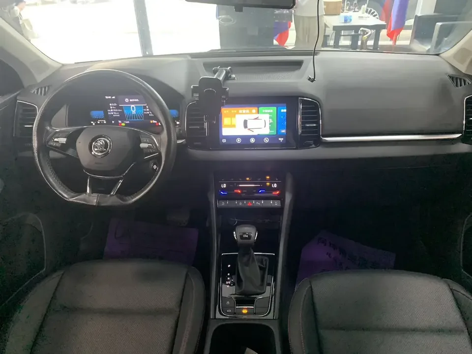 Skoda Karoq Korok 2022 TSI280 Premium Edition 2022 — thumbnail 3