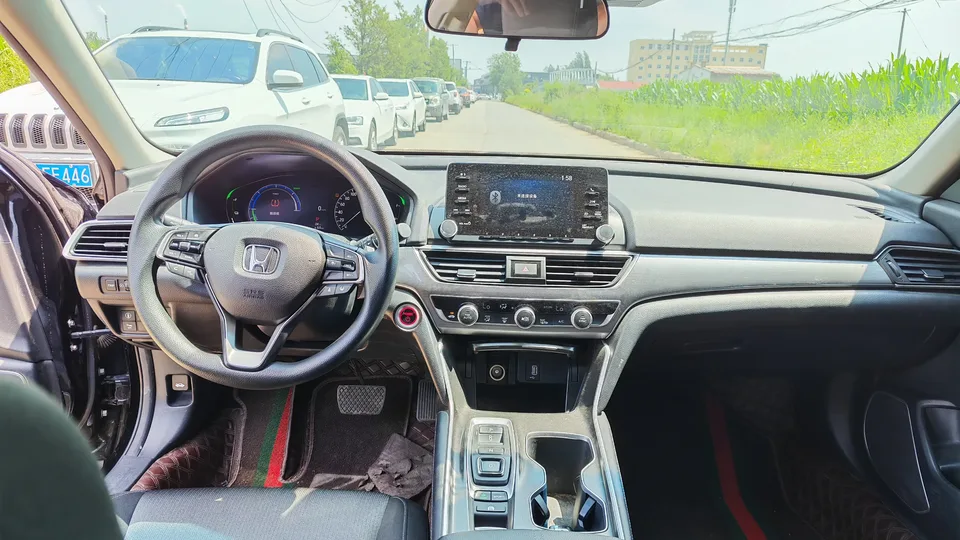 Honda Accord Accord 2022 Sharp Hybrid 2.0L Sharp Cool Edition 2022 — thumbnail 3