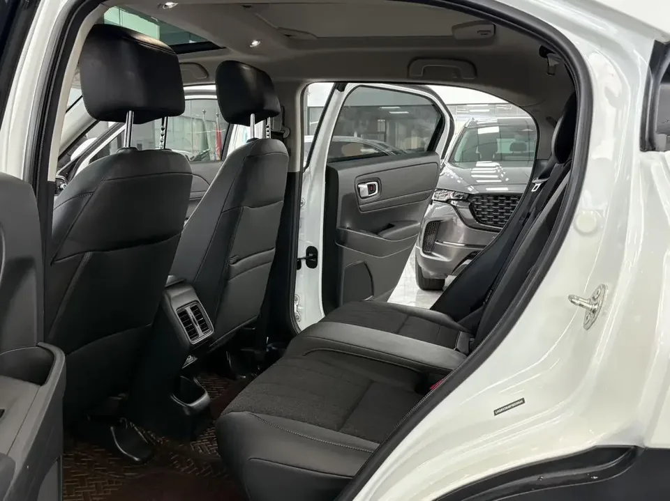 Honda VEZEL Binzhi 2023 1.5L CVT Technology Edition 2023 — thumbnail 3