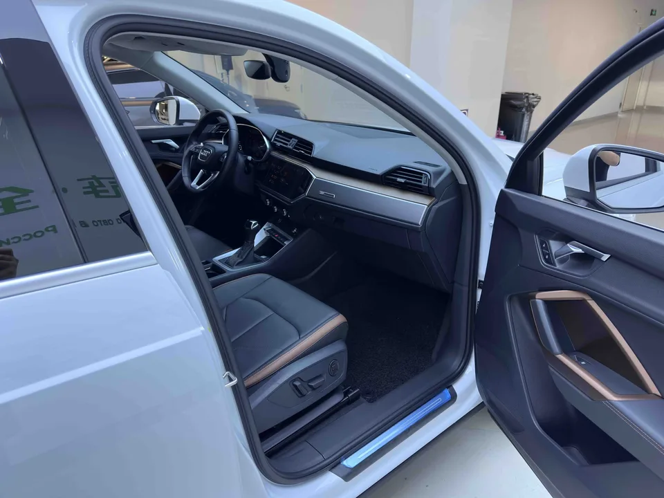 Audi Q3 Audi Q3 2023 35 TFSI Stylish and Elegant 2023 — thumbnail 4