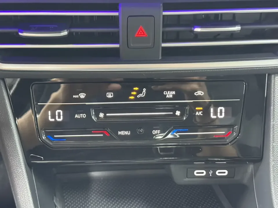 Volkswagen Sagitar Sagitar 2023 280TSI DSG Beyond Edition 2023 — thumbnail 3