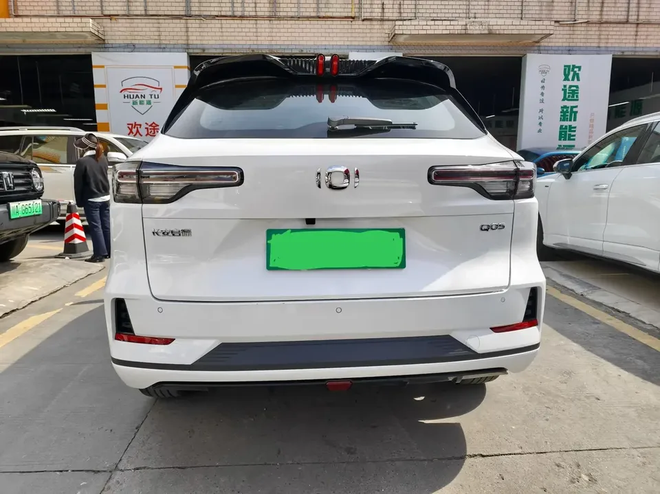 Changan Qiyuan Q05 Classic Changan Qiyuan Q05 Classic 2025 Really fragrant version 125 transcendence 2025 — thumbnail 2