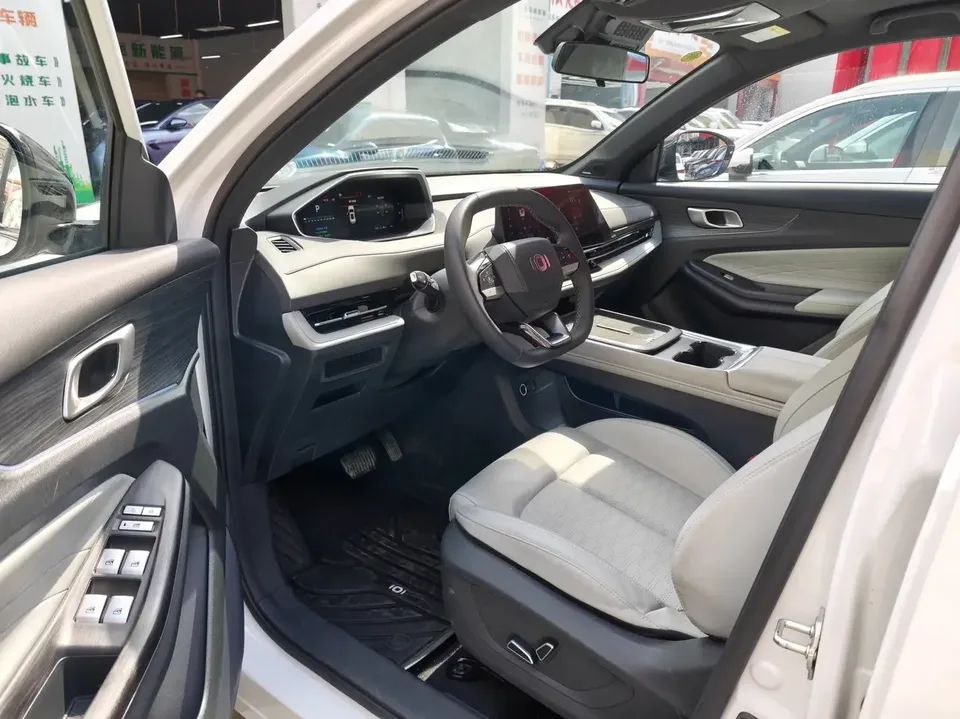 Changan Qiyuan Q05 Classic Changan Qiyuan Q05 Classic 2025 Really fragrant version 125 transcendence 2025 — thumbnail 5