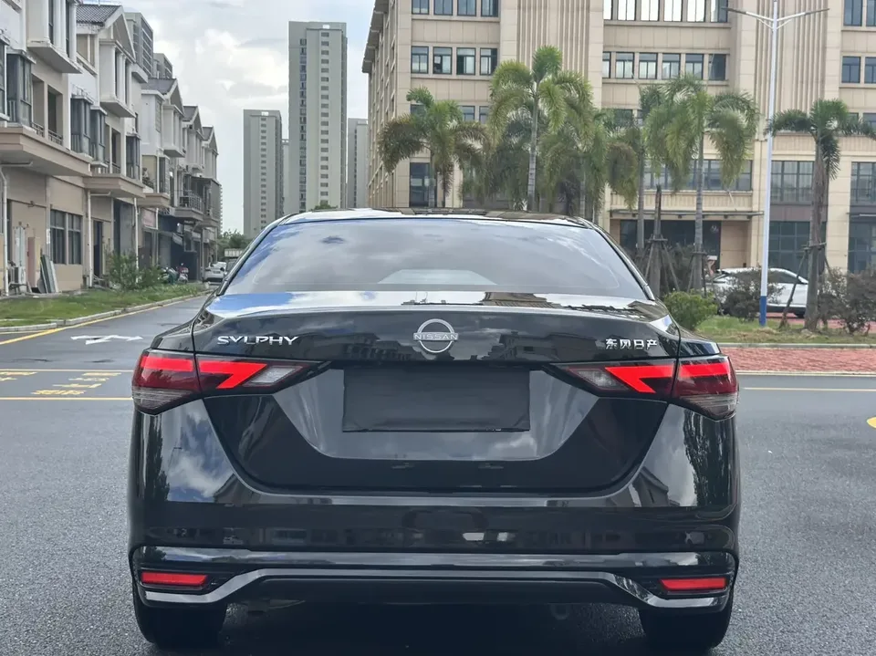 Nissan Sylphy Sylphy 2023 1.6L CVT Enjoy Edition 2024 — thumbnail 2