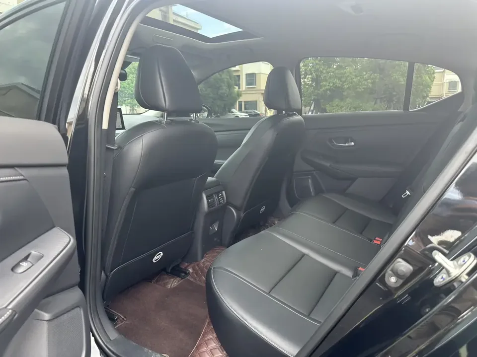 Nissan Sylphy Sylphy 2023 1.6L CVT Enjoy Edition 2024 — thumbnail 3