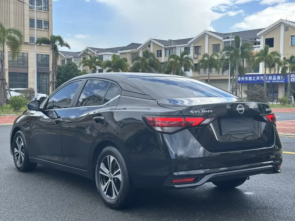 Nissan Sylphy Sylphy 2023 1.6L CVT Enjoy Edition 2024 — thumbnail 4