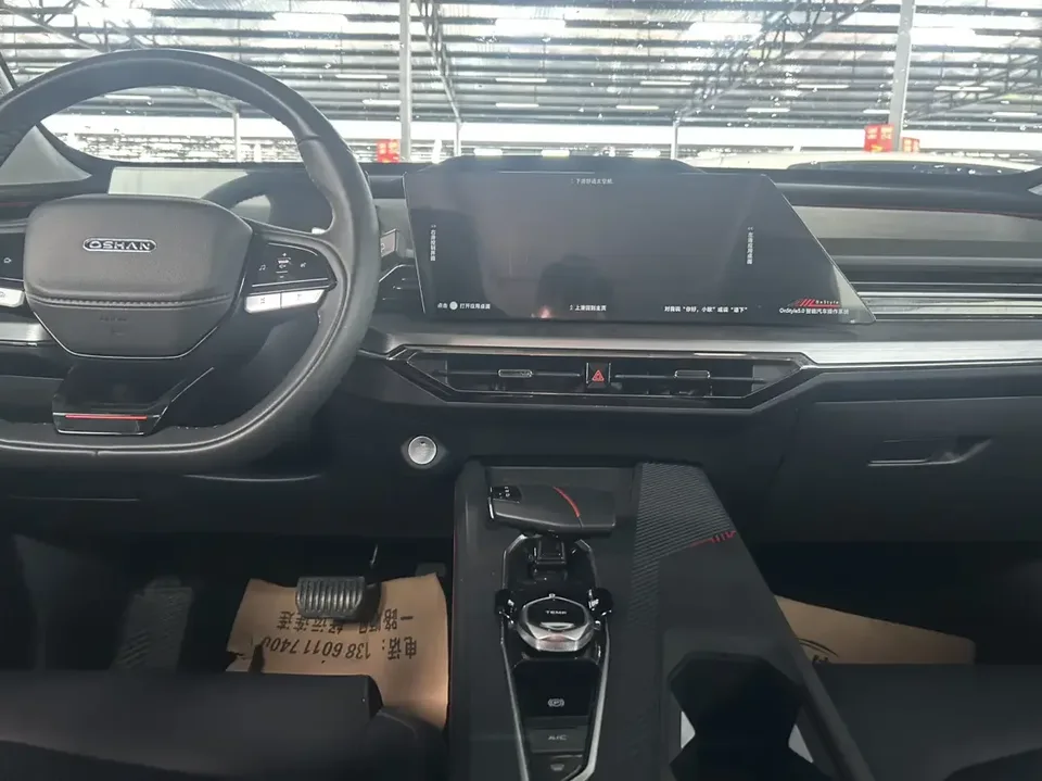 Oshan Changan Auchan Z6 Changan Auchan Z6 2022 Blue Whale 1.5T DCT Zhizun Edition 2022 — thumbnail 3