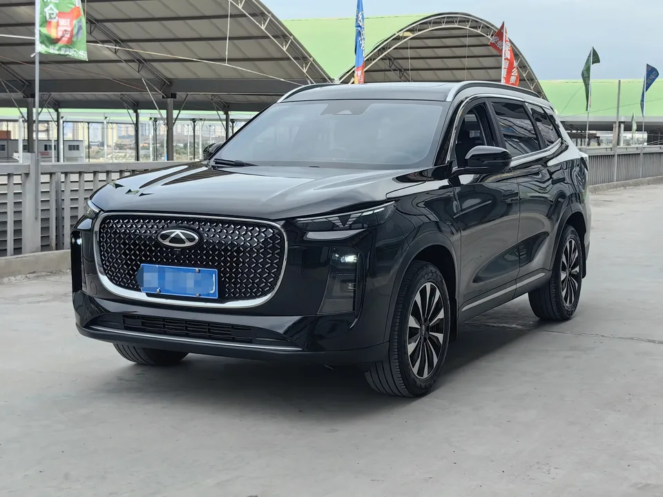 Chery Tiggo 8 PLUS Tiggo 8 PLUS 2025 Kunpeng 290TGDI DCT Deluxe Edition 2024 — photo 1, buy with delivery to Moscow