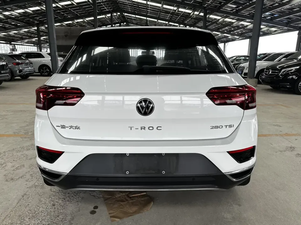 Volkswagen T-Roc TANG 2022 280TSI DSG 2WD Comfort PLUS 2022 — thumbnail 2