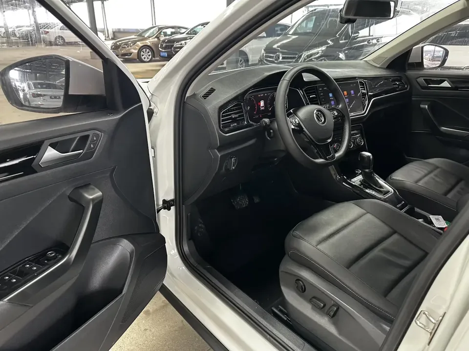 Volkswagen T-Roc TANG 2022 280TSI DSG 2WD Comfort PLUS 2022 — thumbnail 5