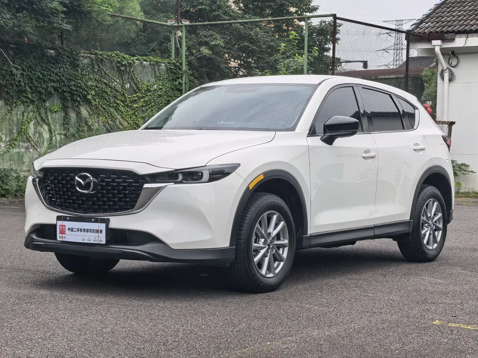 Mazda CX-5 Mazda CX-5 2025 2.0L Automatic 2WD Comfort 2025 — photo 1, buy with delivery to Moscow