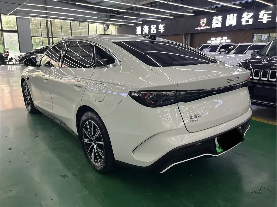 BYD Seal 06DM Seal 06DM 2025 DM-i 80KM Premium Edition 2025 — миниатюра 4