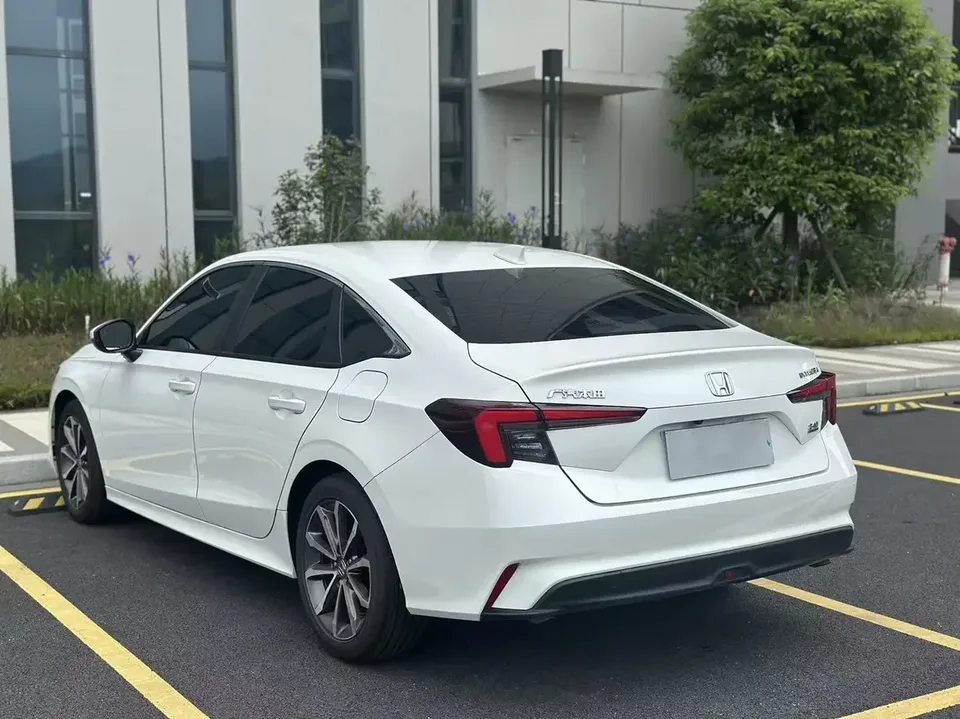 Honda Integra Style 2023 240TURBO CVT Smart Edition 2024 — thumbnail 4