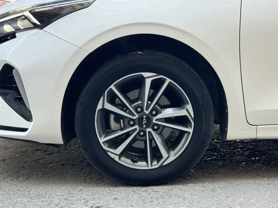 Kia K3 Kia K3 2021 1.5L IVT Youth Edition 2023 — thumbnail 4