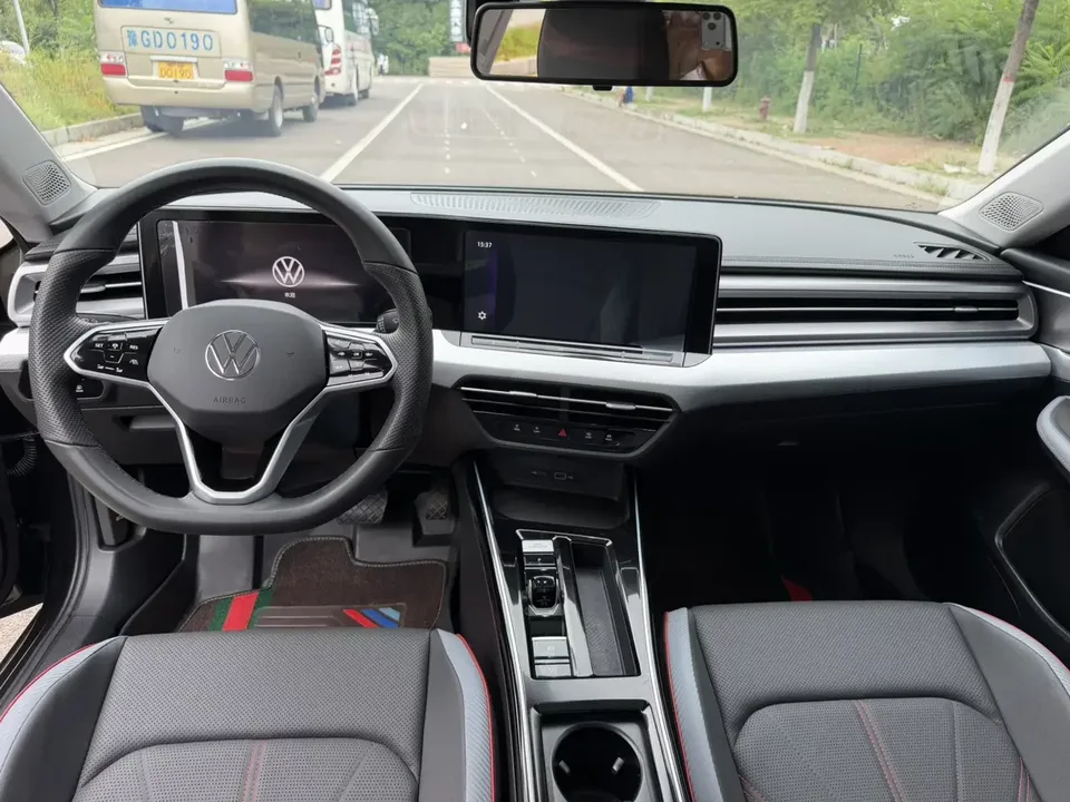Volkswagen Lamando Lingdu 2022 Lingdu L 280TSI DSG Cool Edition 2022 — thumbnail 5